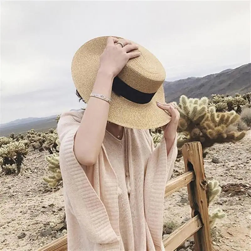 Ladies Sun Fedora Hats Small Bee Shiny Straw Hat European American Retro Gold Braided Female Sunshade Flat Sequins Hat