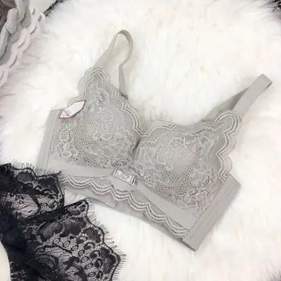 Luxury Wireless Lace Bra for Women's Support and Lift
