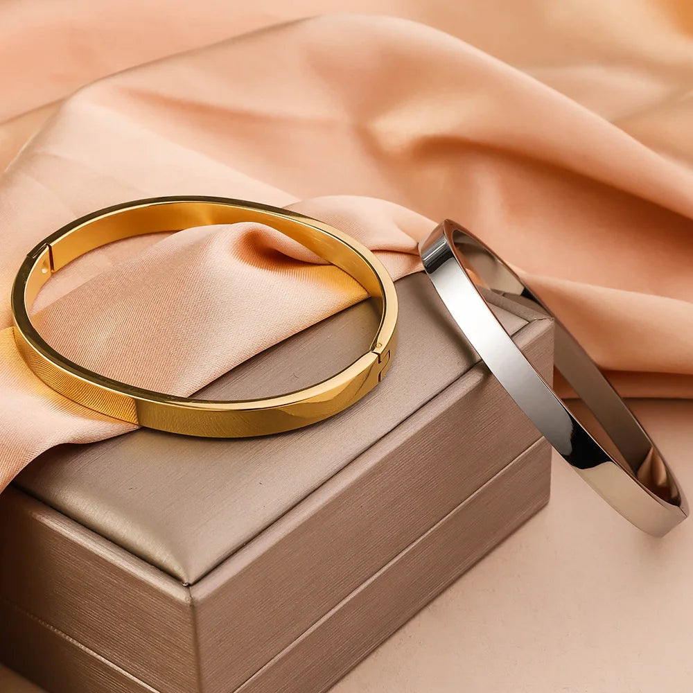 Hot Selling Women's Simple Widened Glossy Fashionable Open Buckle Stainless Steel Bracelet, Vacuum Plated Non Fading