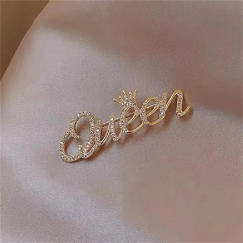 Trendy Queen Letter Inlaid Rhinestone Brooches for Women Simple Elegant Charm Casual Alloy Brooch Pins Dress Wedding Gifts