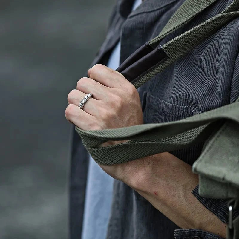 Vintage Astronomical Ball Alloy Men's and Women's Rings Creative Complex Rotating Cosmic Ring Deformable Rotating Ring Necklace